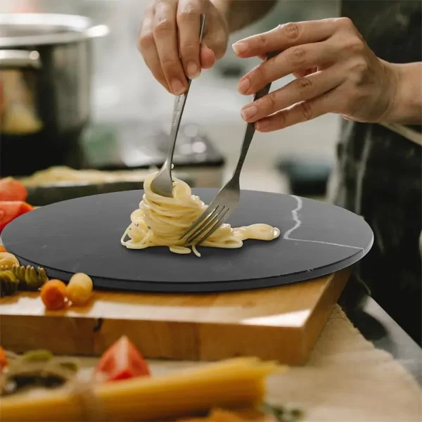 round placemats for dining table